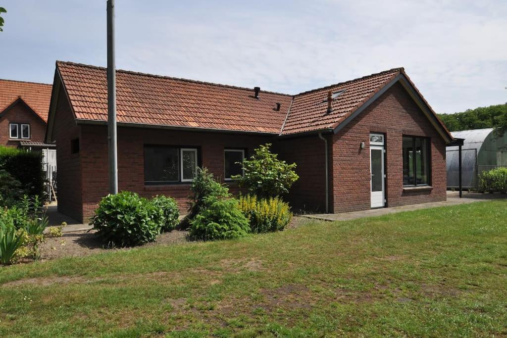 Vakantiewoning Nabij Toverland Griendtsveen Ngoại thất bức ảnh